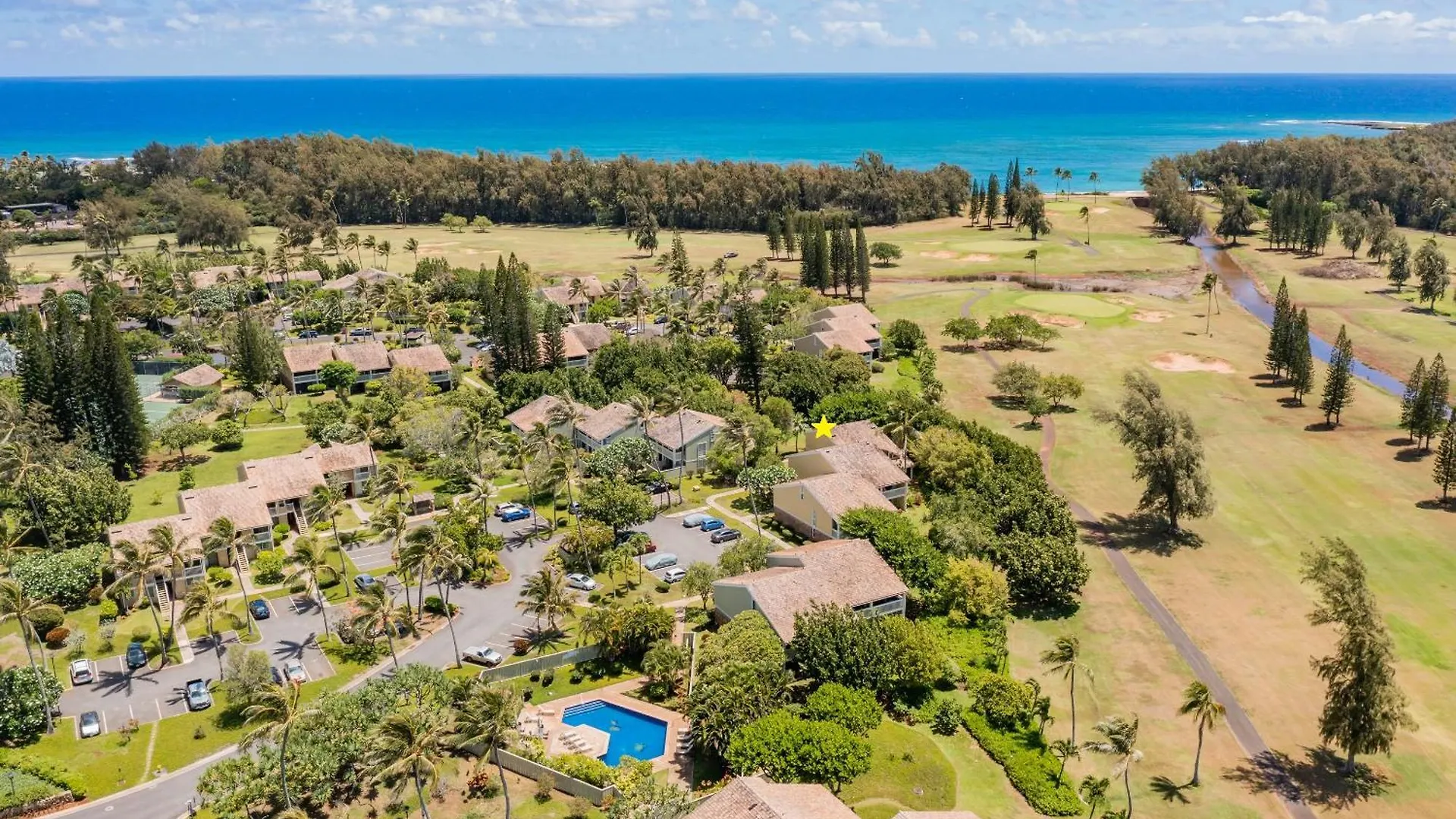 Rare 2 Bedroom & Loft Townhouse On The North Shore Kahuku Apartment